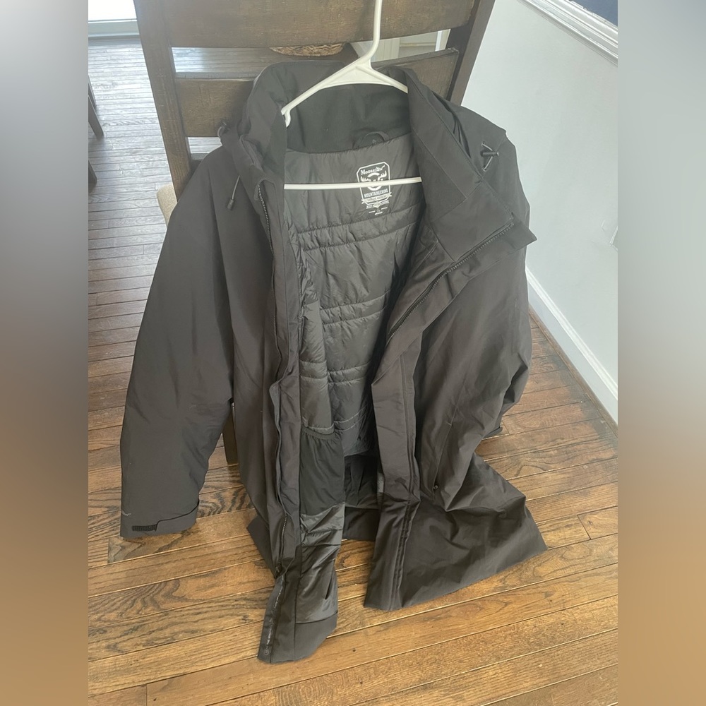 BRAND NEW Moosejaw Jacket